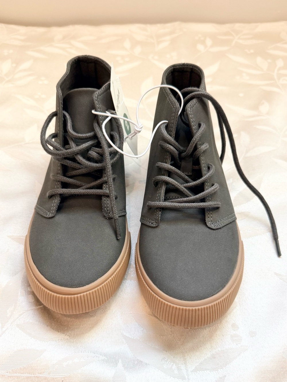 NWT Cat & Jack Kids High-Top Boots in Gray with Brown Sole